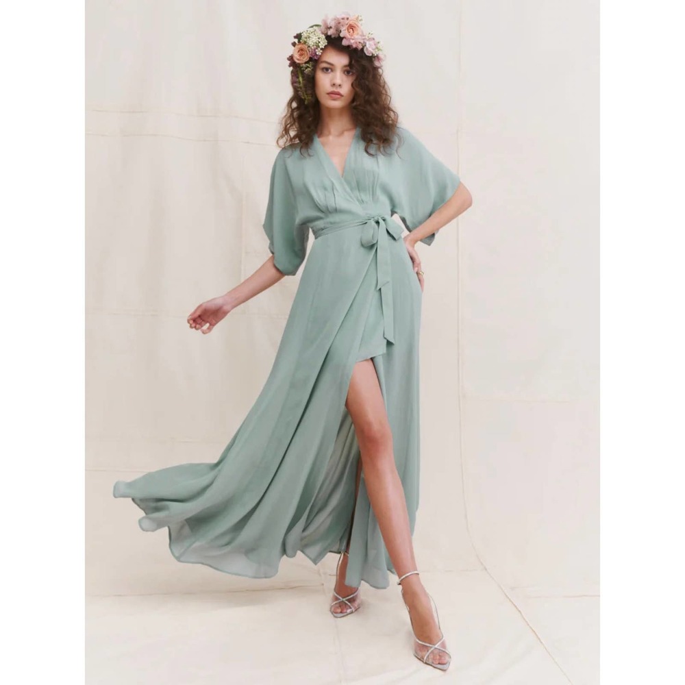 NWT Reformation Winslow Short Sleeve Dress in Celadon Size Medium